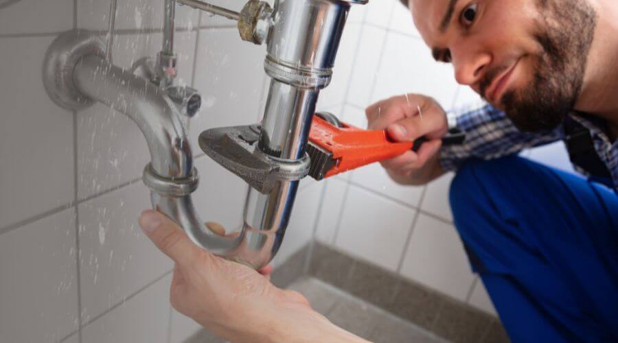 Professional same day plumber services in Burton, MI